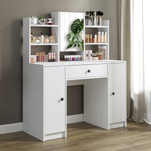 TAVOLINË PËR MAKE UP